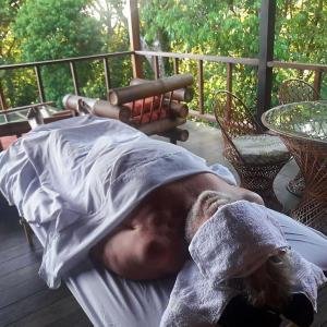 Massage Therapy at home, hotel o villa, Manuel Antonio photo